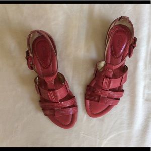 Clarks pink sandals